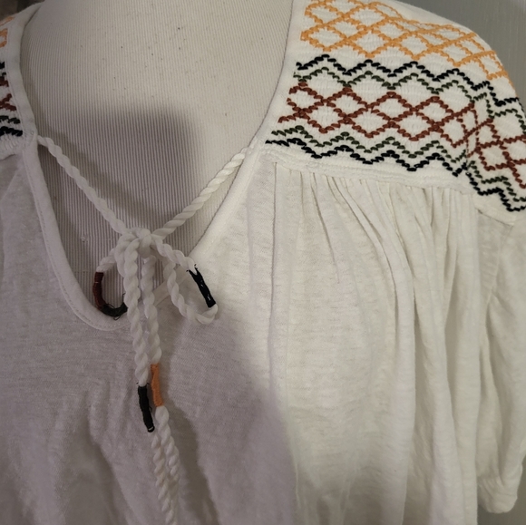 Free People Oversized Top Crop Swing Hippie Boho White Embroidery Small Smocked - Picture 2 of 5